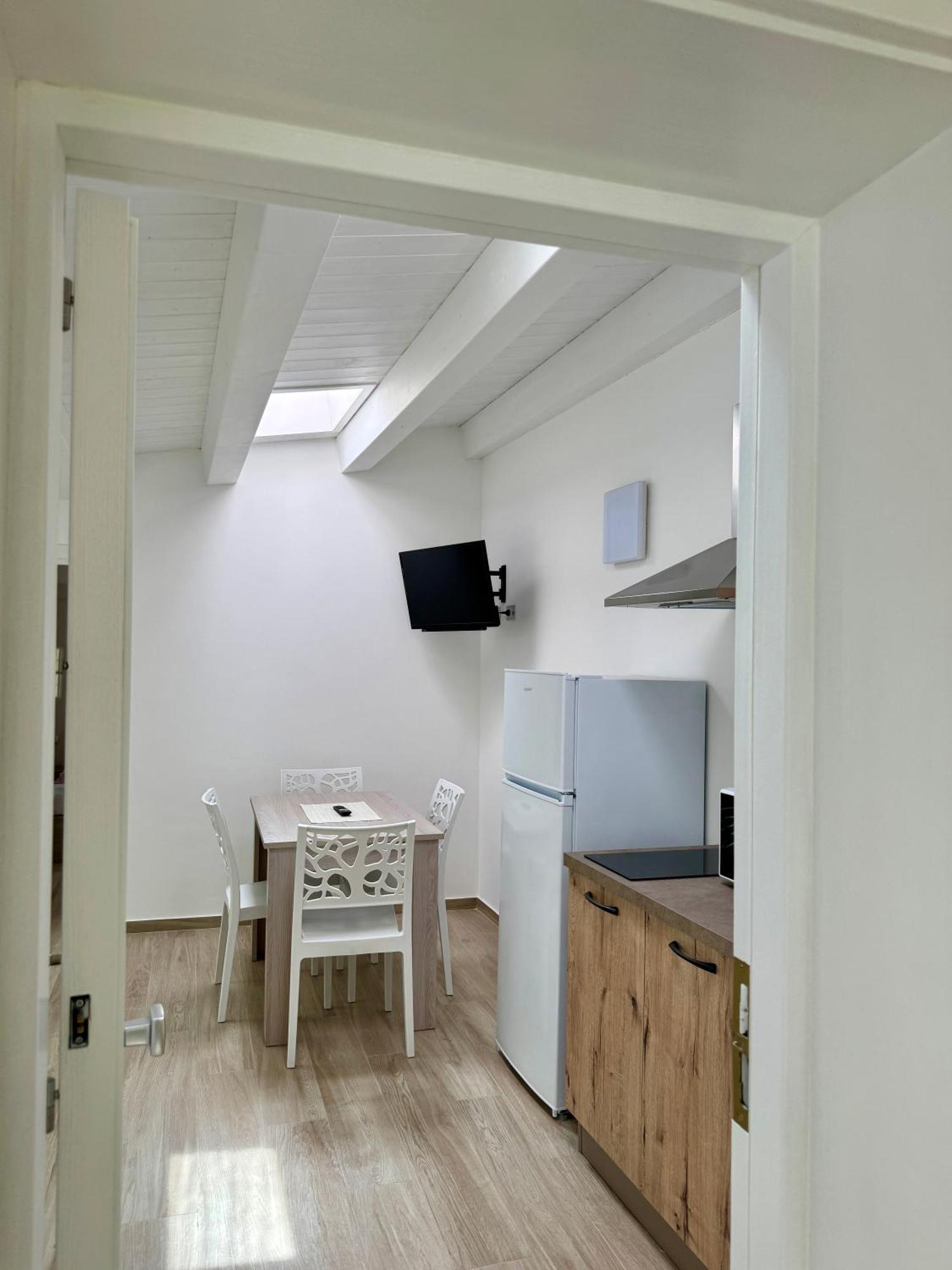 Terrasini Center Apartments Eksteriør billede